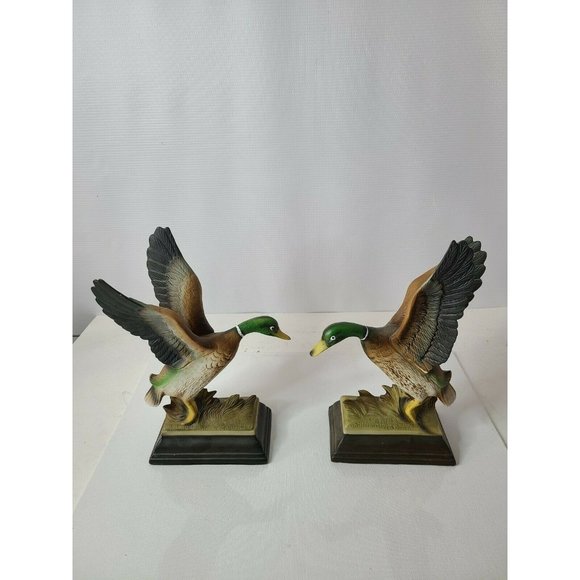 Vintage Bird in Flight Collection Porcelain Figurine Set Flight Of The Mallard - Picture 5 of 8